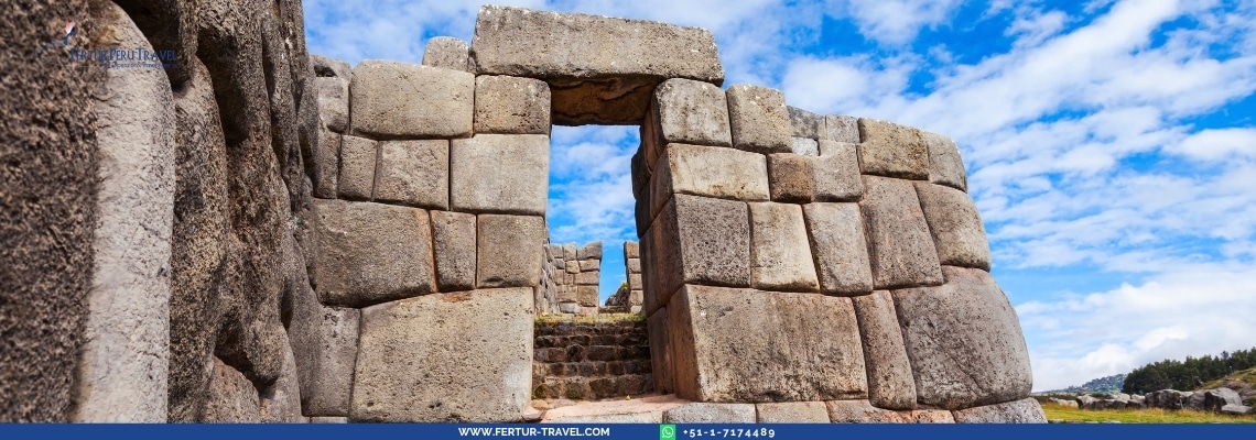 Sacsayhuaman arch