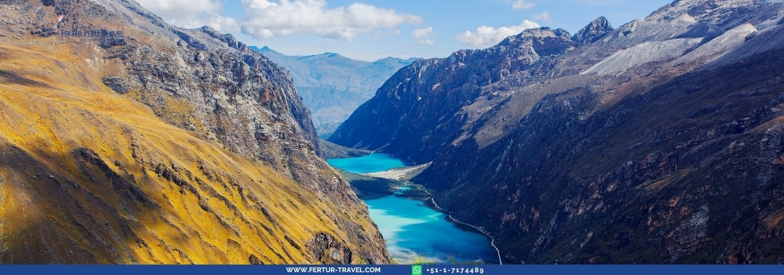 3 days in huaraz image the llanganuco lakes in Huaraz